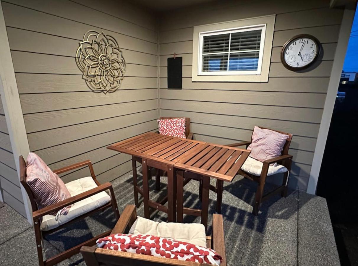 Central Tacoma Homestay With Breakfast Included -Private Room- ภายนอก รูปภาพ