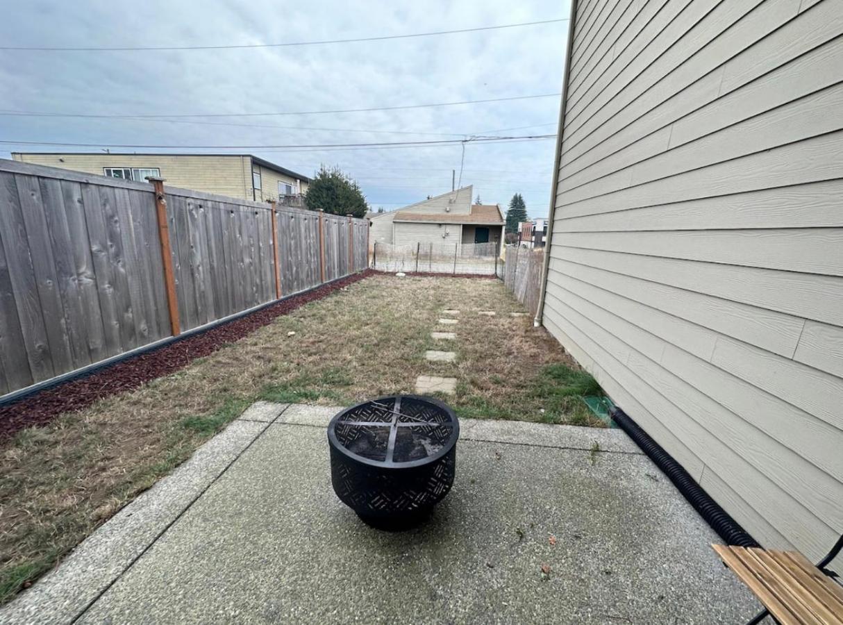 Central Tacoma Homestay With Breakfast Included -Private Room- ภายนอก รูปภาพ