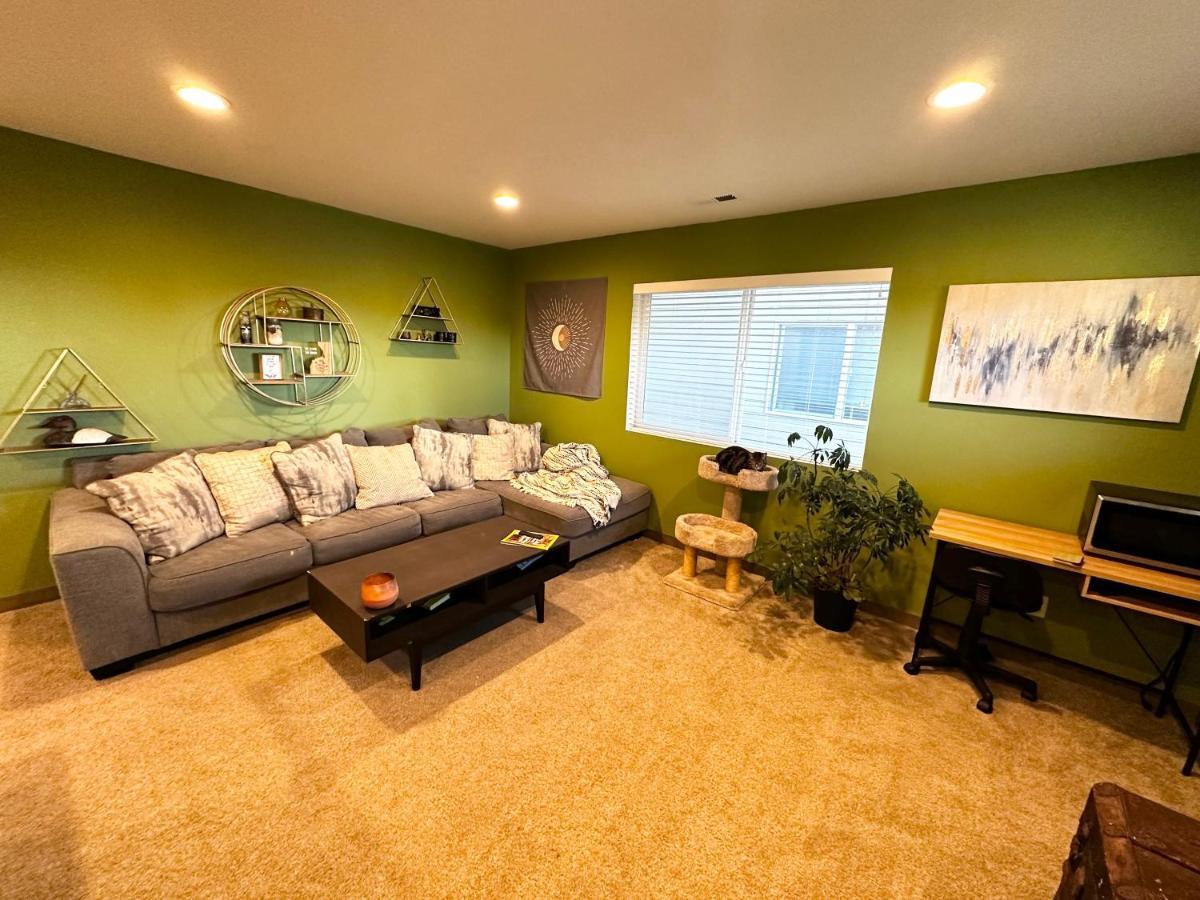 Central Tacoma Homestay With Breakfast Included -Private Room- ภายนอก รูปภาพ