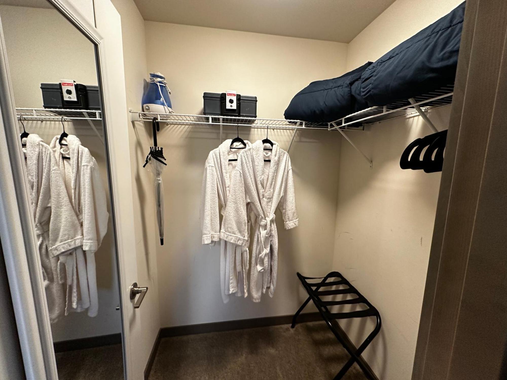 Central Tacoma Homestay With Breakfast Included -Private Room- ห้อง รูปภาพ